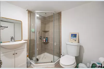 520 N Park Drive N, Perth Amboy, NJ 08861 - Photo 6