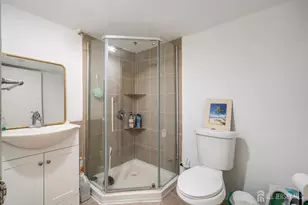 520 N Park Dr N, Perth Amboy, NJ 08861 - Photo 6