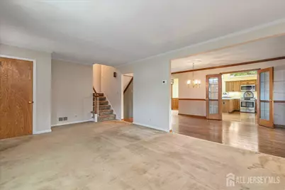 27 Fraley Drive, Franklin Township, NJ 08873 - Photo 6