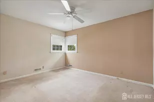 27 Fraley Dr, Franklin Township, NJ 08873 - Photo 22
