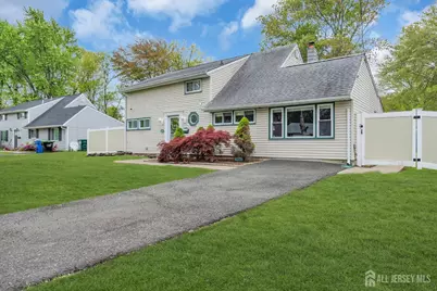 47 Southwood Drive, Old Bridge Township, NJ 08857 - Photo 4