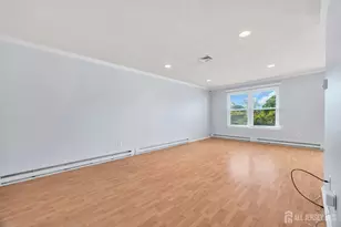 81B Banyan Plaza, Monroe Township, NJ 08831 - Photo 4