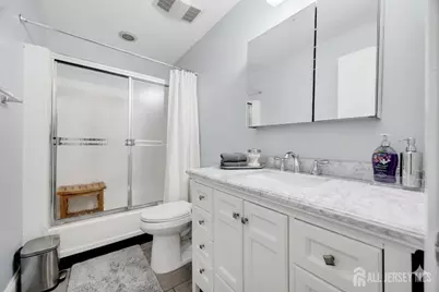 81-B Banyan Plaza, Monroe Township, NJ 08831 - Photo 12