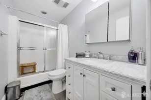 81B Banyan Plaza, Monroe Township, NJ 08831 - Photo 12