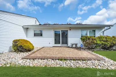 81-B Banyan Plaza, Monroe Township, NJ 08831 - Photo 20