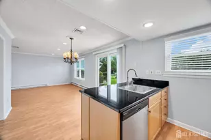 81B Banyan Plaza, Monroe Township, NJ 08831 - Photo 10