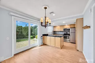 81B Banyan Plaza, Monroe Township, NJ 08831 - Photo 6