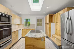 98 S Main Street S, Cranbury Township, NJ 08512 - Photo 12