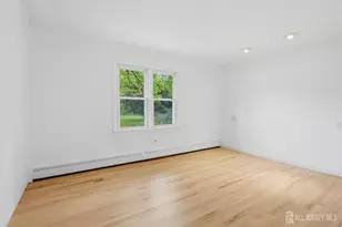 98 S Main Street S, Cranbury Township, NJ 08512 - Photo 22