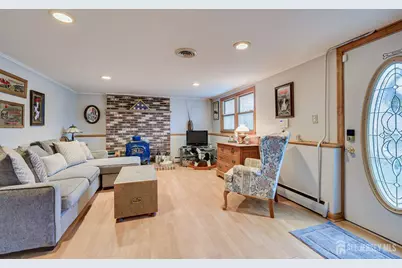 8 Adelphi Court, Edison, NJ 08837 - Photo 14