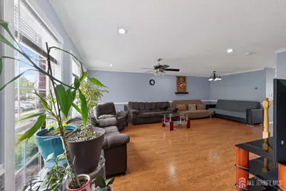 13 Diaz Court, Franklin Township, NJ 08823 - Photo 6
