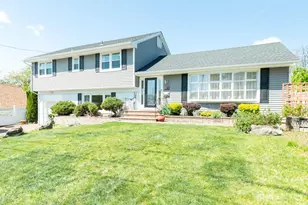 67 Thomas Pl, Edison, NJ 08837 - Photo 2