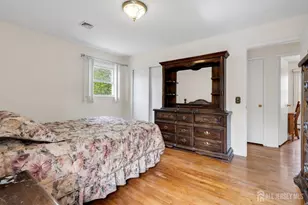 165 Old Post Rd, Edison, NJ 08820 - Photo 20