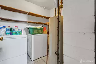 165 Old Post Rd, Edison, NJ 08820 - Photo 30