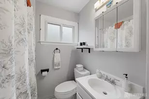 38 Wendy Rd, Woodbridge Township, NJ 07067 - Photo 20