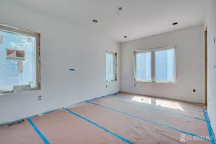 54 Nevsky St, Edison, NJ 08820 - Photo 32