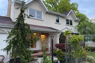 688 Grove Ave, Edison, NJ 08820 - Photo 2