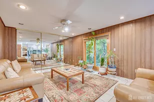 688 Grove Ave, Edison, NJ 08820 - Photo 10