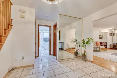 688 Grove Avenue, Edison, NJ 08820 - Photo 4