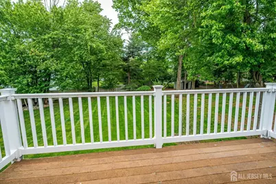 688 Grove Avenue, Edison, NJ 08820 - Photo 38