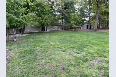 688 Grove Avenue, Edison, NJ 08820 - Photo 6