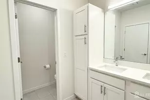 542 Lorhan Dr, Piscataway Township, NJ 08854 - Photo 20