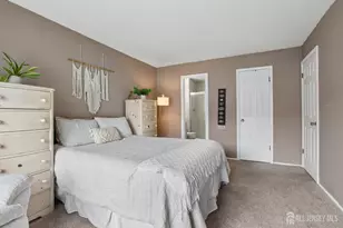 38 Edward Dr, Franklin Township, NJ 08823 - Photo 12