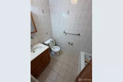 510 Edison Glen Terrace Terrace, Edison, NJ 08837 - Photo 6