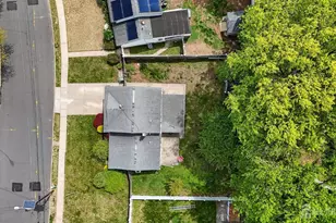 24 Moryan Rd, Edison, NJ 08817 - Photo 28