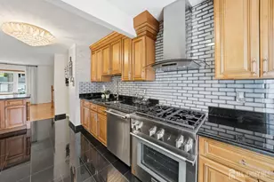 1351 Suwanee Dr, North Brunswick Township, NJ 08902 - Photo 16
