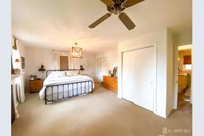 608 E Hendricks Boulevard E, South Plainfield, NJ 07080 - Photo 18