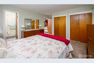 136 Roberts Avenue, Piscataway Township, NJ 08854 - Photo 10