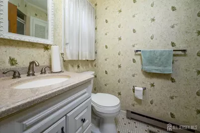 136 Roberts Avenue, Piscataway Township, NJ 08854 - Photo 16