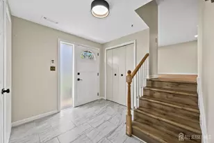 21 Starlit Dr, Middlesex, NJ 08846 - Photo 2