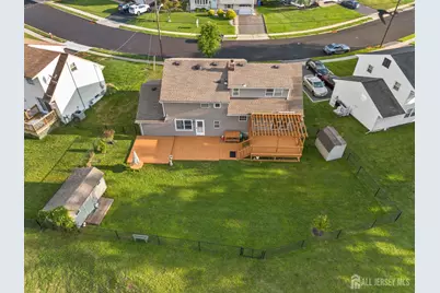 21 Starlit Drive, Middlesex, NJ 08846 - Photo 32