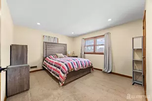 21 Starlit Dr, Middlesex, NJ 08846 - Photo 18