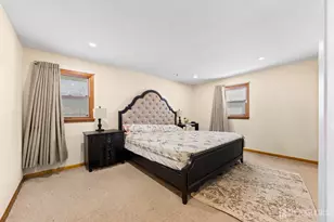 21 Starlit Dr, Middlesex, NJ 08846 - Photo 16