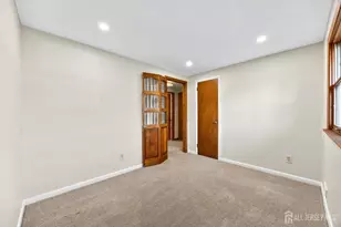 21 Starlit Dr, Middlesex, NJ 08846 - Photo 16