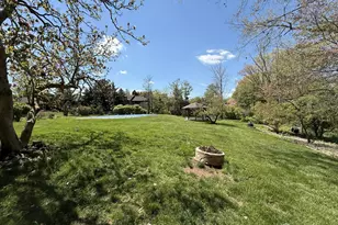 4 Fern Ct, North Brunswick Township, NJ 08902 - Photo 24