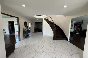 4 Fern Ct, North Brunswick Township, NJ 08902 - Photo 2