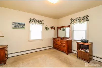 215 Loring Avenue, Edison, NJ 08817 - Photo 12