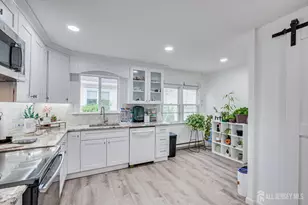 836 Forrest Ave, Old Bridge Township, NJ 08879 - Photo 10