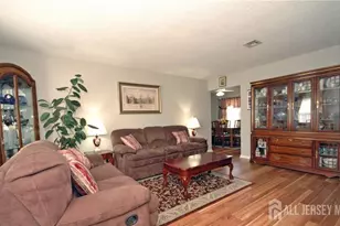 475 Rockport Way, Monroe Township, NJ 08831 - Photo 4