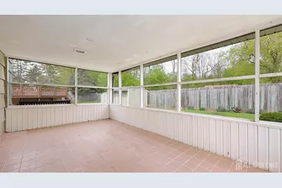 215 Fairfield Avenue, Middlesex, NJ 08846 - Photo 20