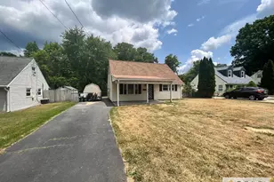1008 Terrace Blvd, Ewing Township, NJ 08618 - Photo 2
