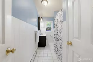5 Rhode St, Sayreville, NJ 08827 - Photo 16