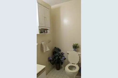 7 Newburgh Drive, Edison, NJ 08820 - Photo 8