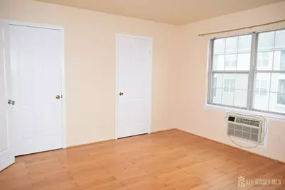 31 Larch Street, Carteret, NJ 07008 - Photo 28