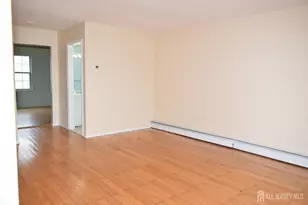 31 Larch St, Carteret, NJ 07008 - Photo 12