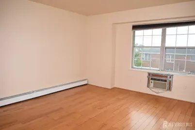 31 Larch Street, Carteret, NJ 07008 - Photo 22